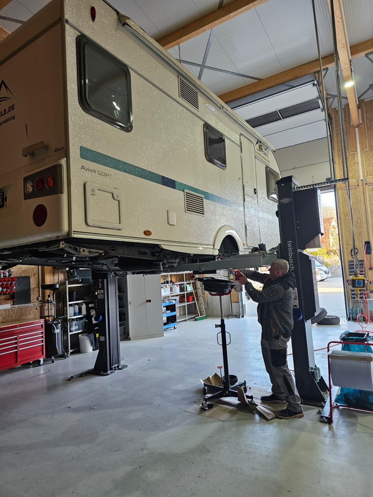 Reparatur am Reisemobil